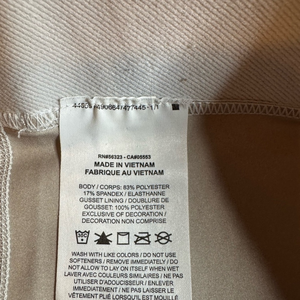 Nike Women's Pro Dri-Fit Athletic Shorts - Beige Camo - Picture 3 of 6